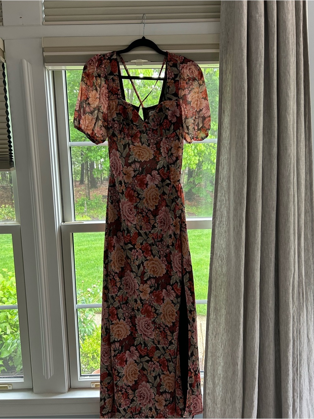 SHOWPO EXCLUSIVE LORIE FLORAL MAXI DRESS SIZE 10